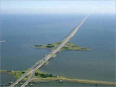 afsluitdijk dari atas