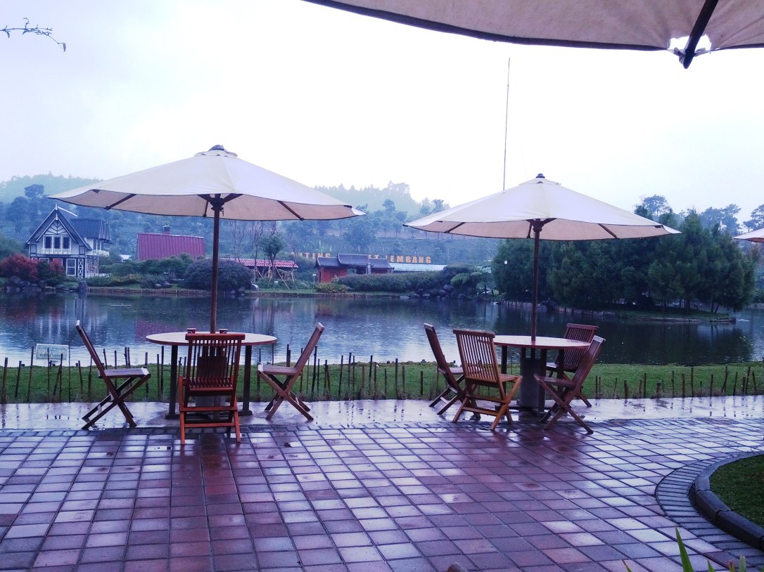 floating market lembang