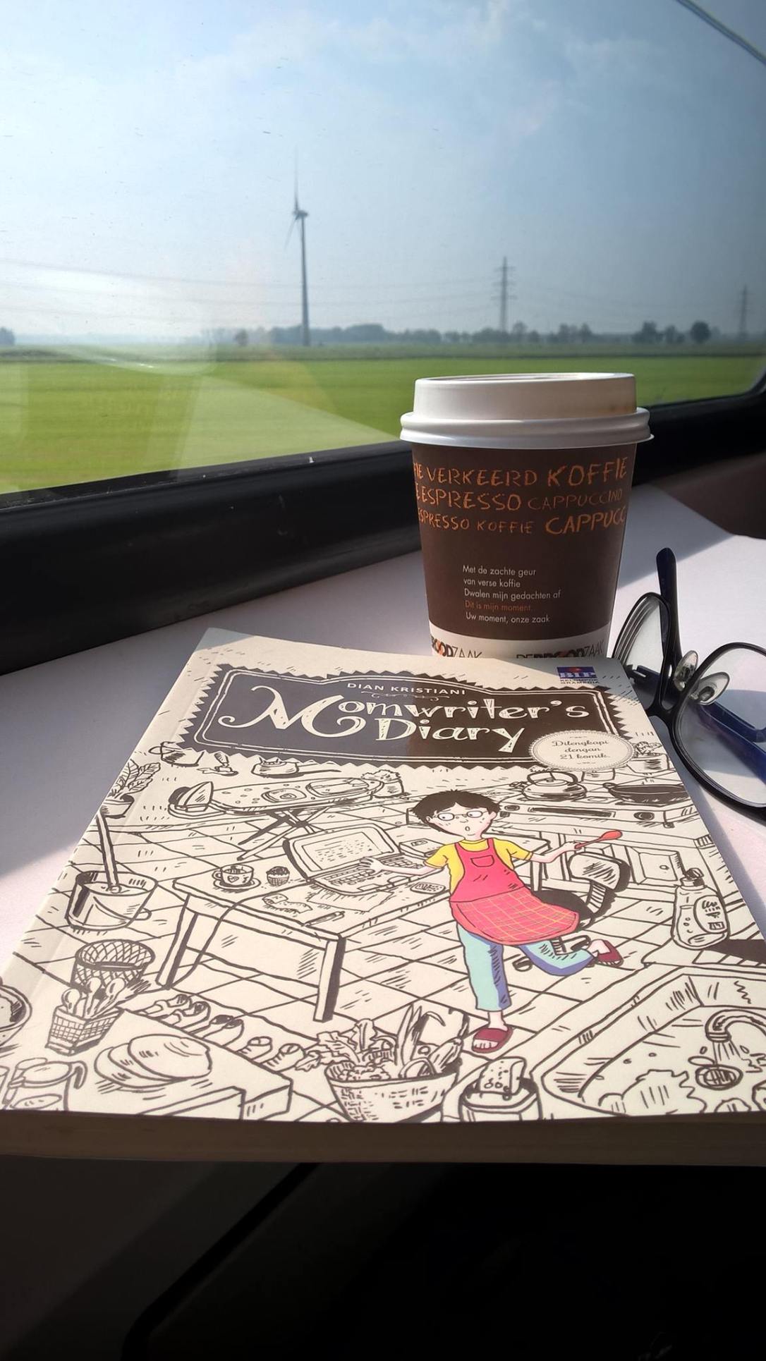 Mom Writer's Diary - Karya Mbak Dian Kristiani