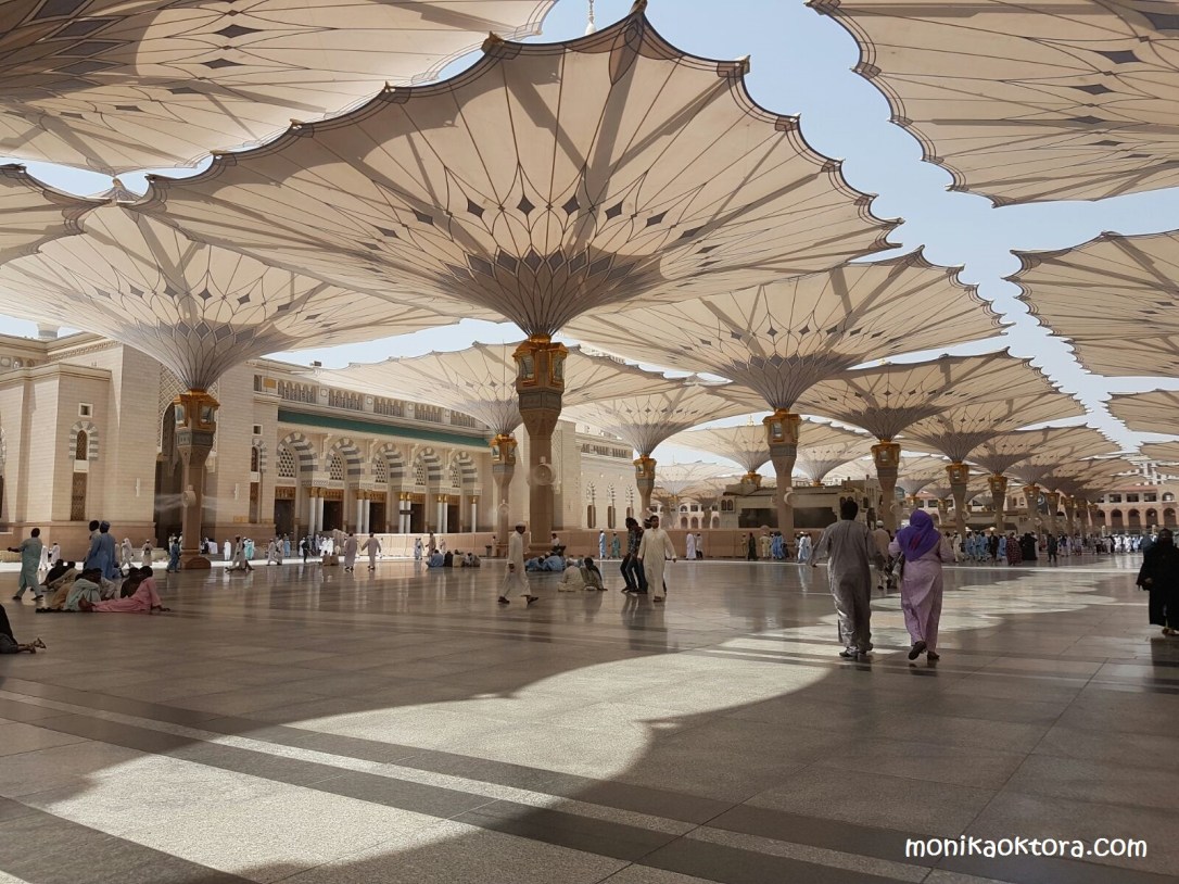 Payung-payung Madinah