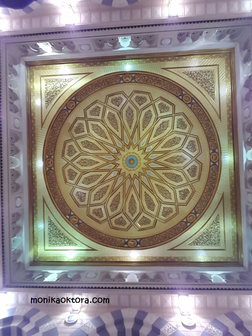 Kubah berjalan Masjid Nabawi